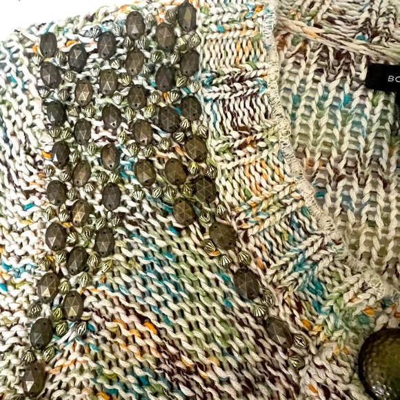 Beautiful BCBG Cardigan Sweater!! 🌲❤️🌹 SALE - Picture 2 of 5